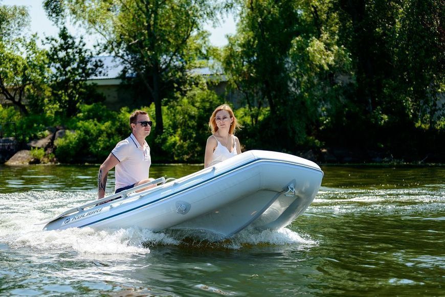 Колибри КМ-360ДХЛ (Kolibri KM-360DXL) моторная килевая надувная лодка + алюминиевый пайол 22048 фото